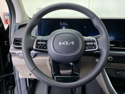 Kia Carnival Hybrid LXS FWD 2026