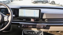 Kia Carnival Hybrid LXS FWD 2026