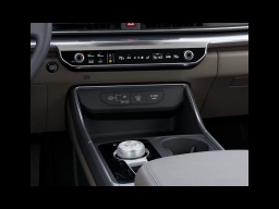 Kia Carnival Hybrid LXS FWD 2026