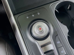 Kia Carnival Hybrid LXS FWD 2026