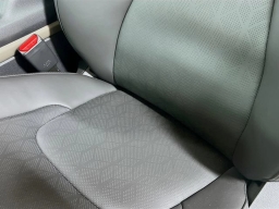 Kia Carnival Hybrid LXS FWD 2026