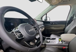 Kia Carnival Hybrid LXS FWD 2026