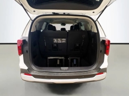 Kia Carnival Hybrid LXS FWD 2026