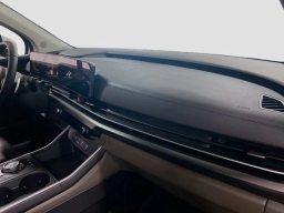 Kia Carnival Hybrid LXS FWD 2026