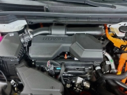 Kia Carnival Hybrid LXS FWD 2026