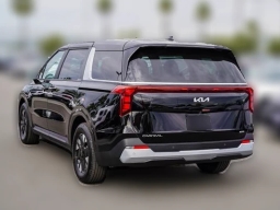 Kia Carnival Hybrid LXS FWD 2026