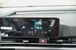 Kia Carnival Hybrid LXS FWD 2026