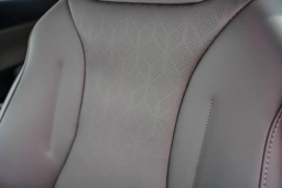 Kia Carnival Hybrid LXS FWD 2026