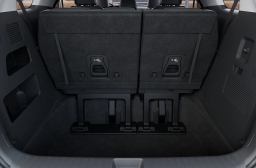 Kia Carnival Hybrid LXS FWD 2026