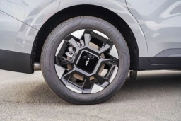 Kia Carnival EX FWD 2026