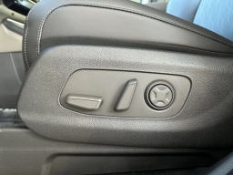 Kia Carnival EX FWD 2026