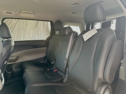 Kia Carnival EX FWD 2026