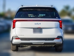 Kia Carnival EX FWD 2026