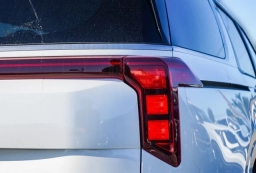 Kia Carnival EX FWD 2026