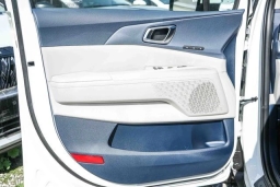 Kia Carnival EX FWD 2026