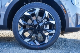 Kia Carnival EX FWD 2026