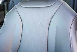 Kia Carnival EX FWD 2026