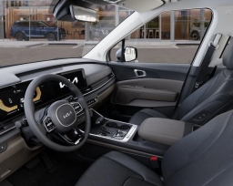 Kia Carnival EX FWD 2025