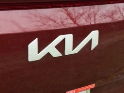 Kia Carnival EX FWD 2026
