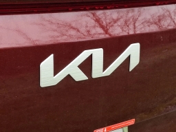 Kia Carnival EX FWD 2026