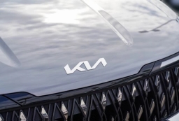 Kia Carnival EX FWD 2026