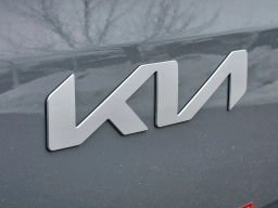 Kia Carnival EX FWD 2026