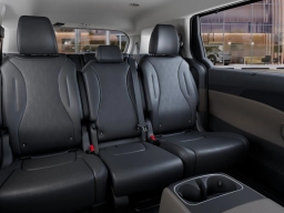 Kia Carnival EX FWD 2026