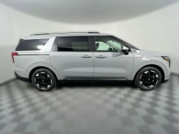 Kia Carnival EX FWD 2026