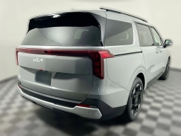 Kia Carnival EX FWD 2026