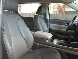 Kia Carnival EX FWD 2026