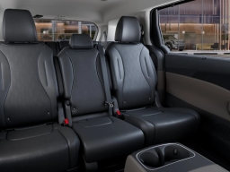 Kia Carnival EX FWD 2026
