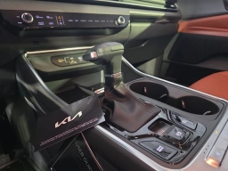 Kia Carnival EX FWD 2026