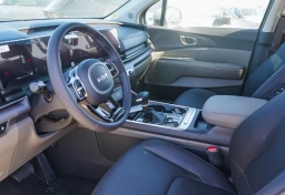 Kia Carnival EX FWD 2026