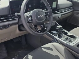 Kia Carnival EX FWD 2026