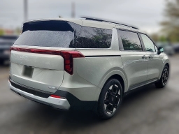 Kia Carnival EX FWD 2026