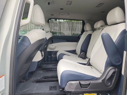 Kia Carnival EX FWD 2026