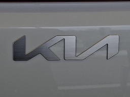 Kia Carnival EX FWD 2026