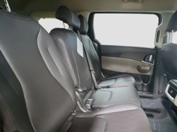 Kia Carnival EX FWD 2026