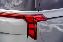 Kia Carnival EX FWD 2026