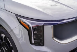 Kia Carnival EX FWD 2026