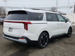 Kia Carnival EX FWD 2026