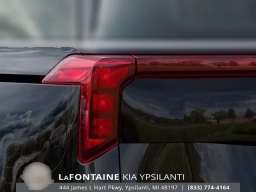 Kia Carnival EX FWD 2026