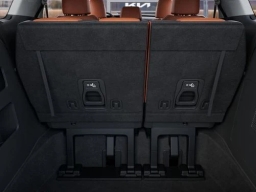 Kia Carnival EX FWD 2026