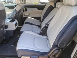 Kia Carnival Hybrid EX FWD 2026