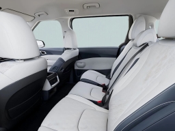 Kia Carnival Hybrid EX FWD 2026