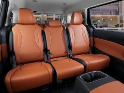 Kia Carnival Hybrid EX FWD 2026