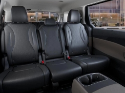 Kia Carnival Hybrid EX FWD 2026