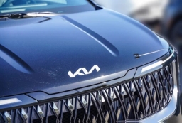 Kia Carnival Hybrid EX FWD 2026