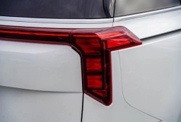 Kia Carnival Hybrid EX FWD 2026