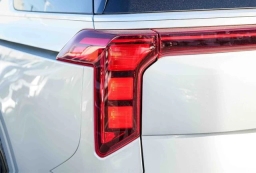 Kia Carnival Hybrid EX FWD 2026